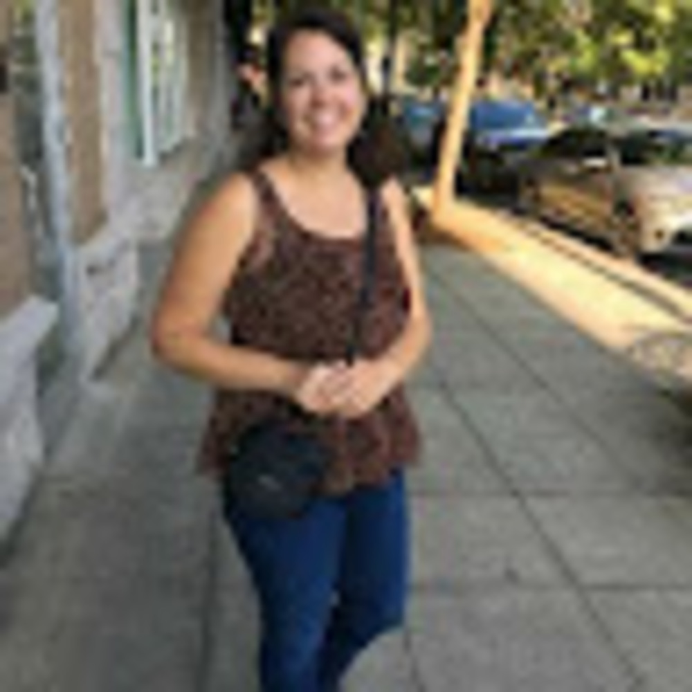 Meet your Posher, Lacey
